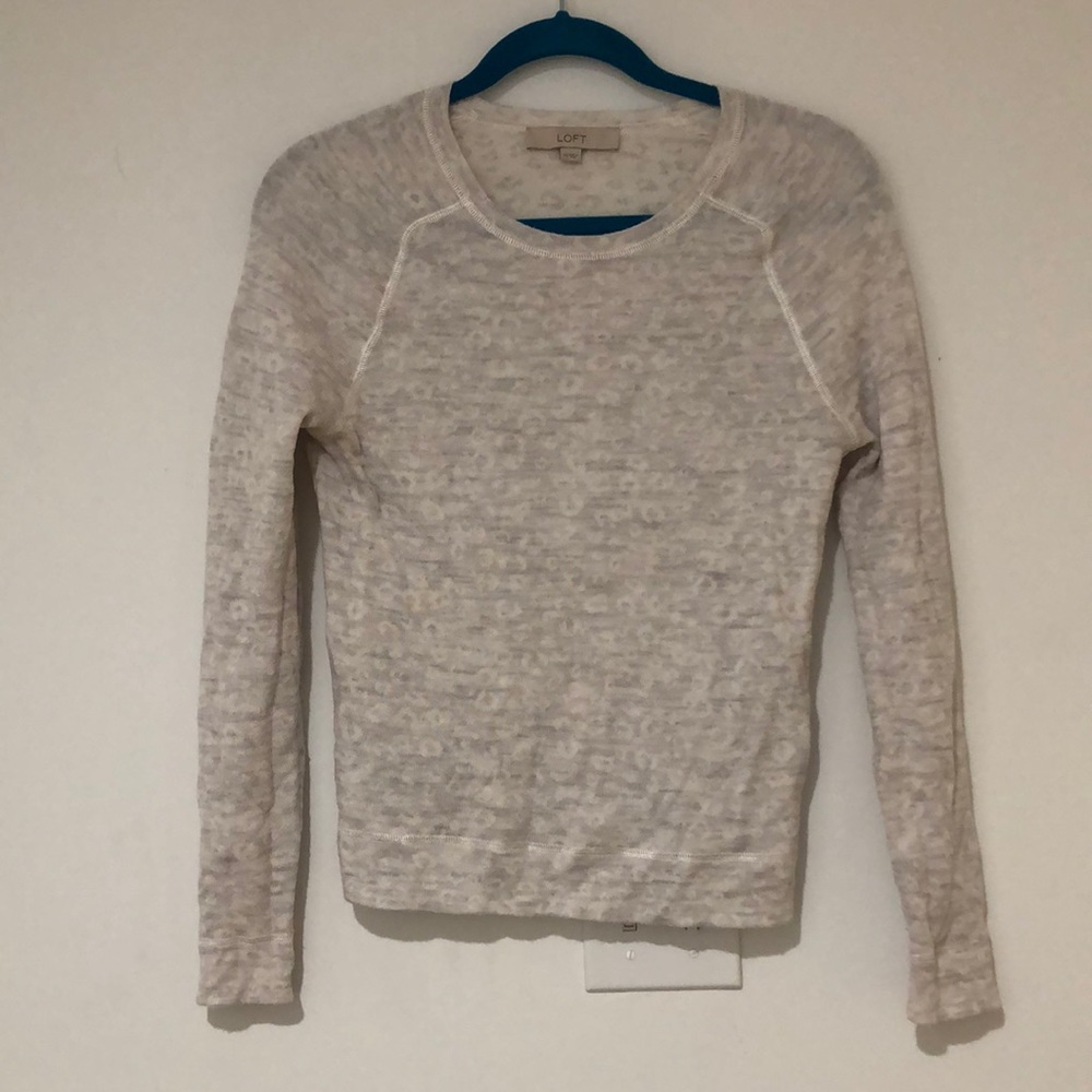 Loft pullover grey leopard sweater